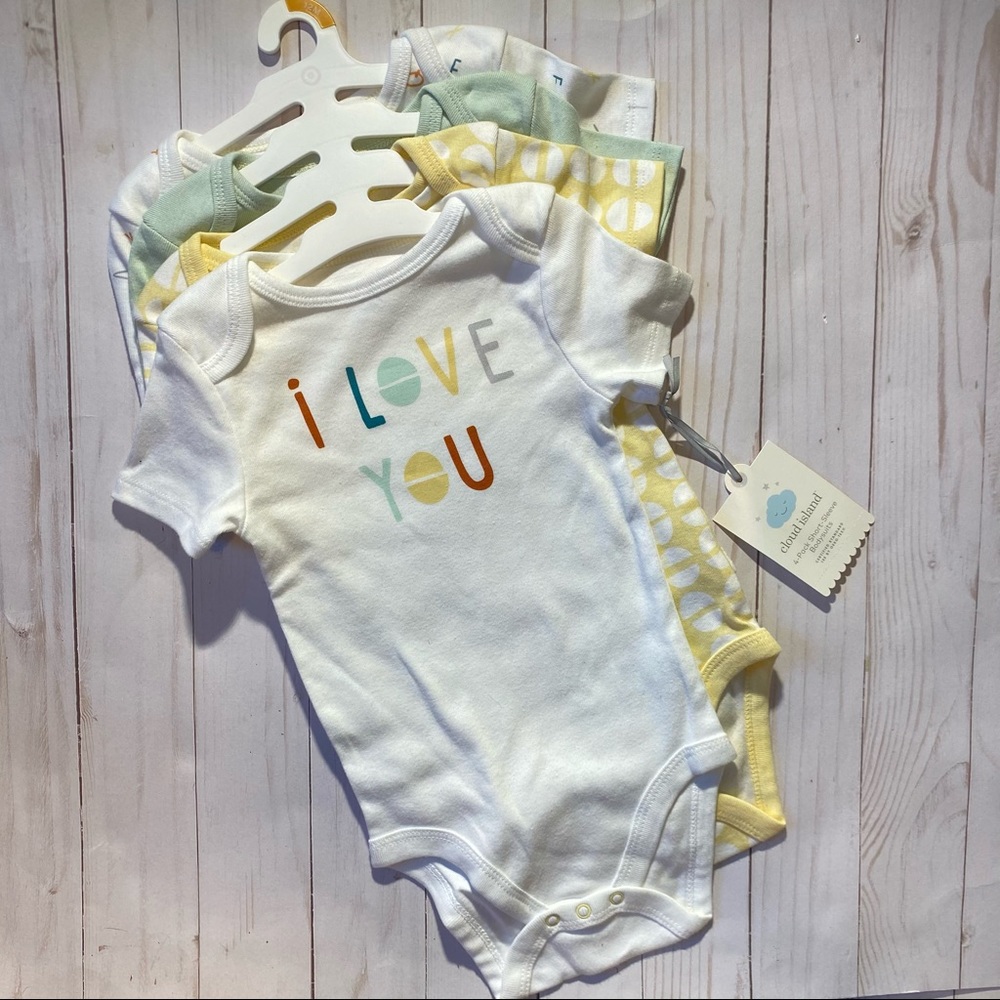 NWT Cloud 9 4 Pack of Bodysuits for Baby